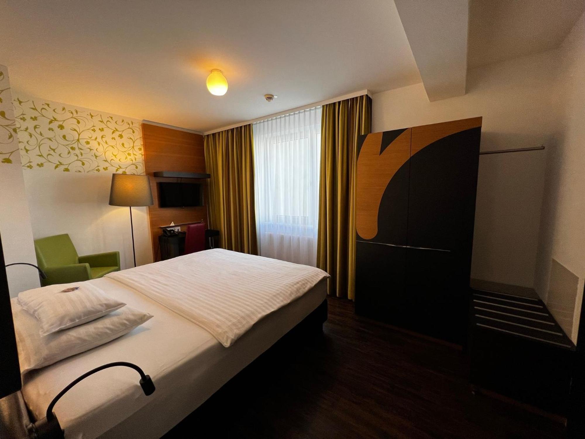 H+ Hotel Ried Ried im Innkreis Luaran gambar